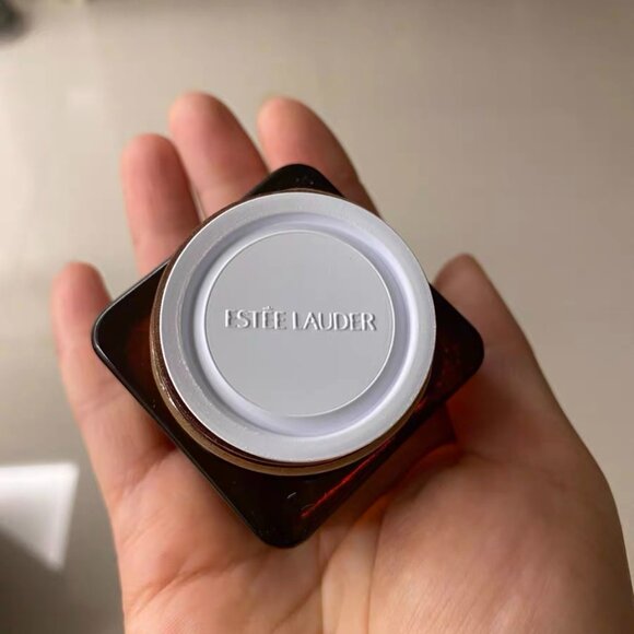 Estée Lauder Revitalizing Supreme+ Bright Power Soft Creme - Picture 8 of 12